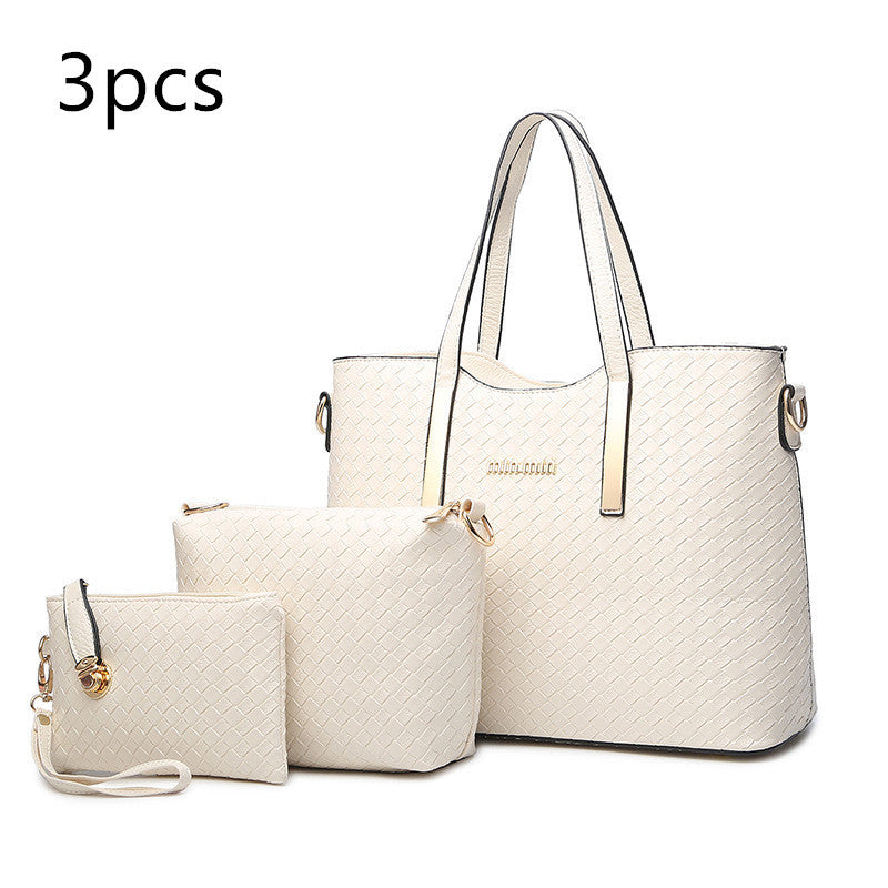 Set of 3 classic ladies' handbags.